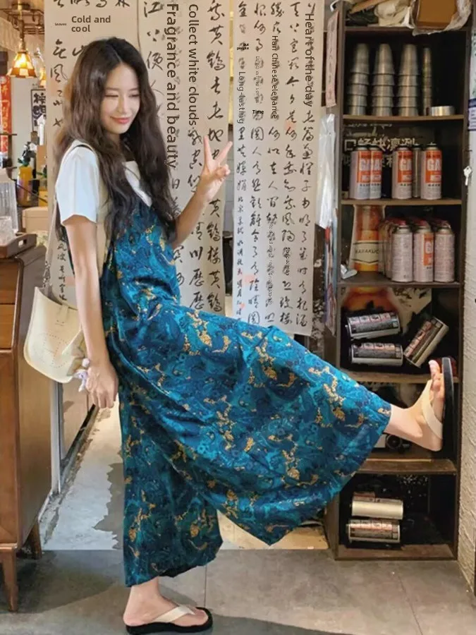 Blue Dopane Print Wide Leg Pants Women's Summer 2025 New Korean Sle Slimming Drapey Anti-Aging Casual Trousers
Blue Dopane Print Wide Leg Pants Women's Summer 2025 New Korean Sle Slimming Drapey Anti-Aging Casual Trousers