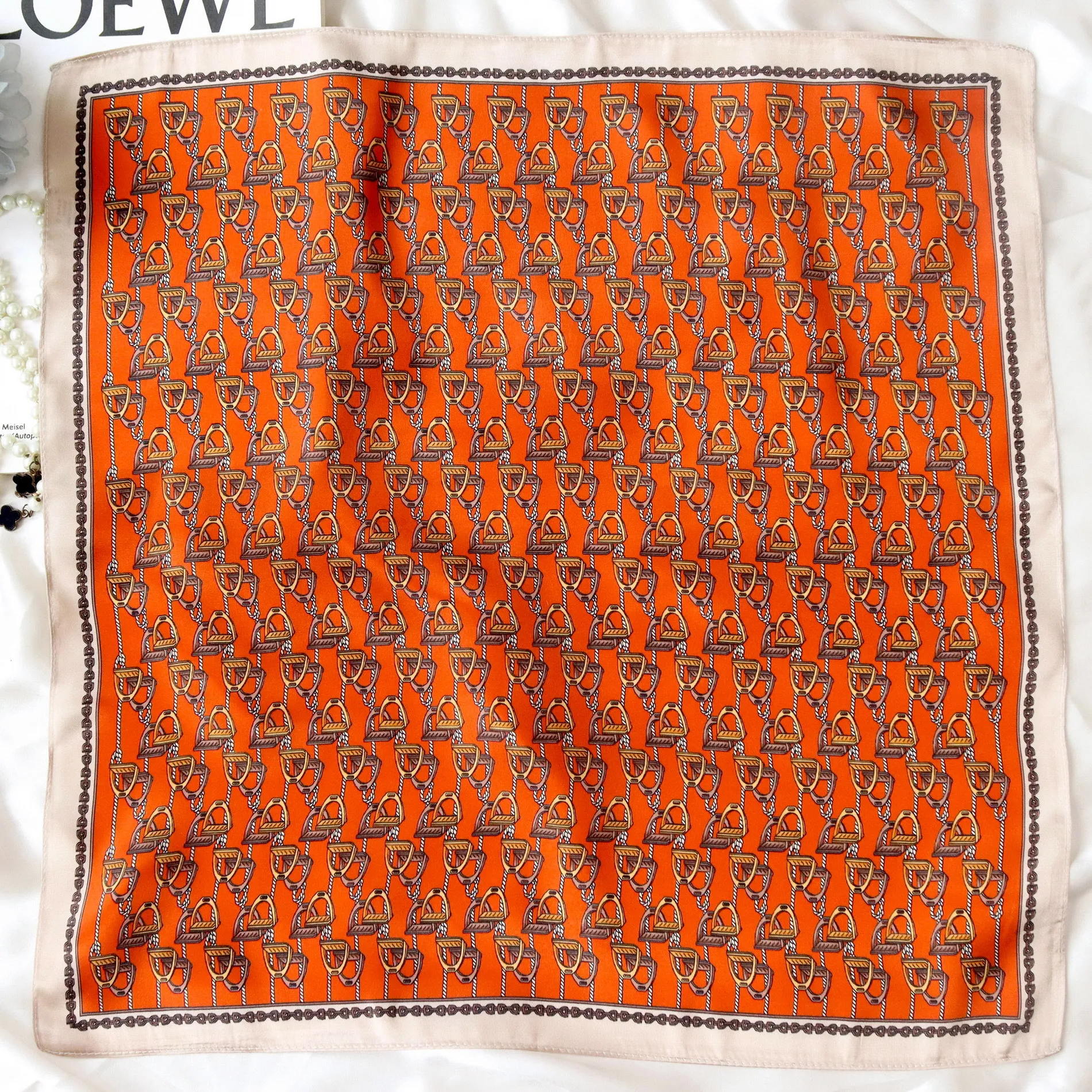 Saddle Print Silk Scarf 12MM Women Square Bandanas Silk Shawl Hair Neck Hand Accessories Women Foulard Femme 53CM 53CM
Saddle Print Silk Scarf 12MM Women Square Bandanas Silk Shawl Hair Neck Hand Accessories Women Foulard Femme 53CM 53CM