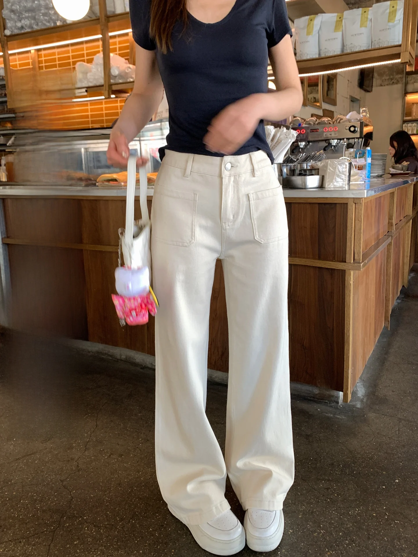 Women's Straight Leg Jeans White Draping Thin Cotton Spring Summer Versatile Slimming Long Pants Dual Pockets Fashionable
Women's Straight Leg Jeans White Draping Thin Cotton Spring Summer Versatile Slimming Long Pants Dual Pockets Fashionable