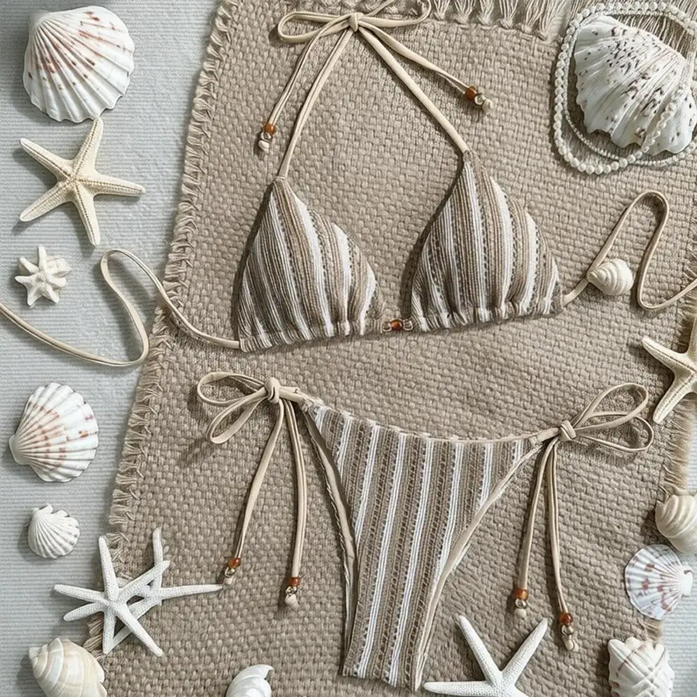 Comfortable Swimwear 2pcs Bikini Set for Women Knitted Hollow Fabric Halter Bra with Chest Pad Lace-up Swimming Bottoms Beach
Comfortable Swimwear 2pcs Bikini Set for Women Knitted Hollow Fabric Halter Bra with Chest Pad Lace-up Swimming Bottoms Beach