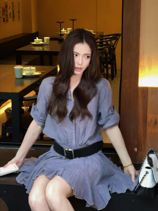 Elegant Purple V-Neck Short Sleeve Shirt Dress Women's Style Summer Slimming Short Skirt High Waist Tunic Dress Casual Fashion
Elegant Purple V-Neck Short Sleeve Shirt Dress Women's Style Summer Slimming Short Skirt High Waist Tunic Dress Casual Fashion