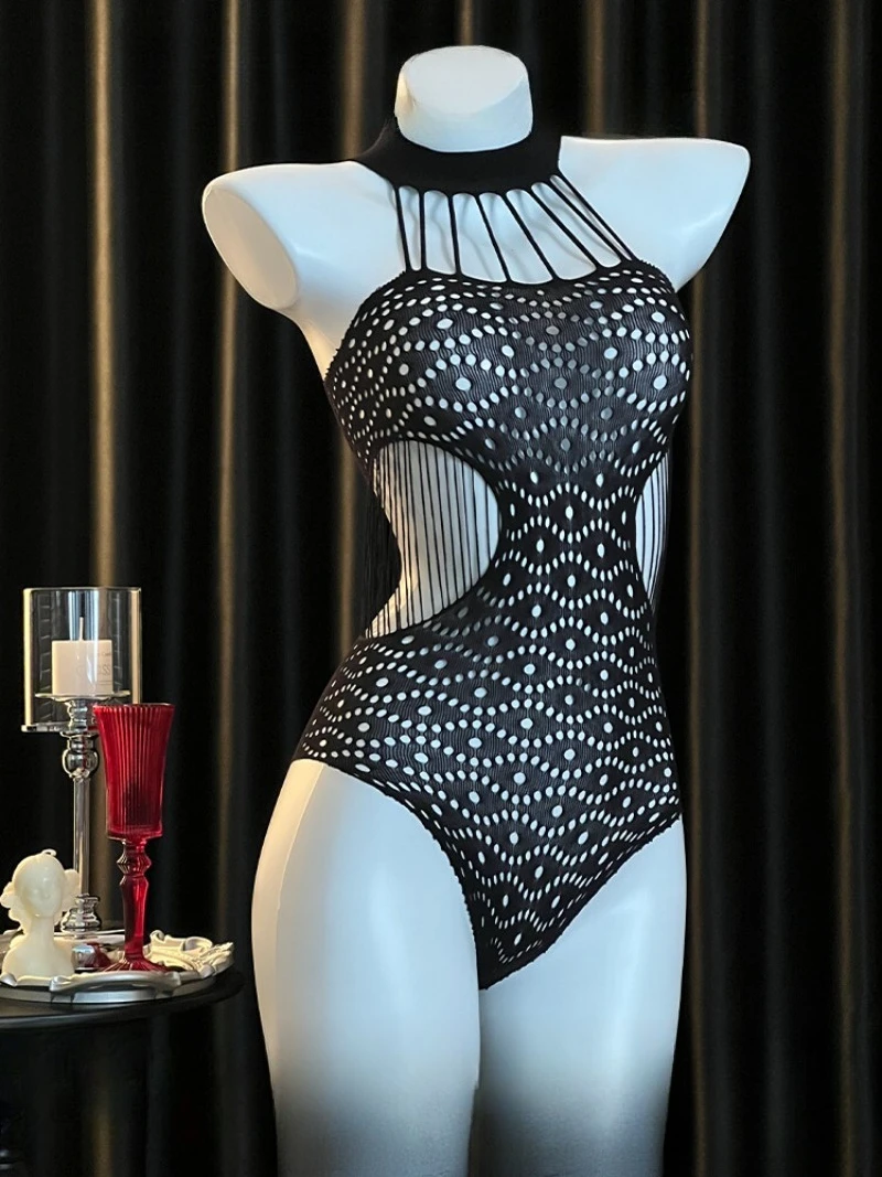 Hot Silk Mesh Sleepwear for Women,Lace Cut-out Design,Tight-fitting One-piece Pajama,Comfortable and Soft Fabric Nightwear
Hot Silk Mesh Sleepwear for Women,Lace Cut-out Design,Tight-fitting One-piece Pajama,Comfortable and Soft Fabric Nightwear