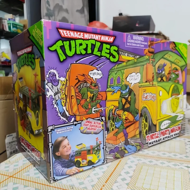 Оригинальная коллекционная модель Playmates TMNT Classic Collection: Фургон для вечеринок черепах, переиздание, ретро-фургон Ниндзя-черепах, подарок для детей, игрушка
Оригинальная коллекционная модель Playmates TMNT Classic Collection: Фургон для вечеринок черепах, переиздание, ретро-фургон Ниндзя-черепах, подарок для детей, игрушка