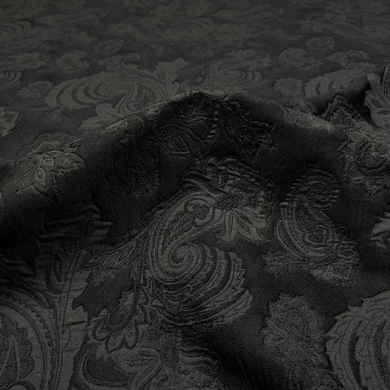 Black dark-patterned jacquard suit fabric dress windbreaker woven with cashew flower
Black dark-patterned jacquard suit fabric dress windbreaker woven with cashew flower