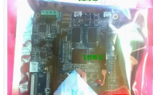 1PCS/LOT ATSAMA5D2-XULT Atmel SAMA5D2 Low Cost Kit
1PCS/LOT ATSAMA5D2-XULT Atmel SAMA5D2 Low Cost Kit