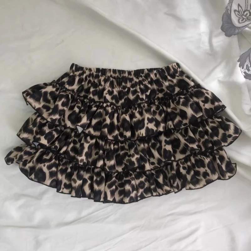 Y2k Aesthetic Subculture Leopard Print Skirts Women Vintage Cake Elastic Mini Skirt Harajuku Fashion American Retro Chic Outfits
Y2k Aesthetic Subculture Leopard Print Skirts Women Vintage Cake Elastic Mini Skirt Harajuku Fashion American Retro Chic Outfits