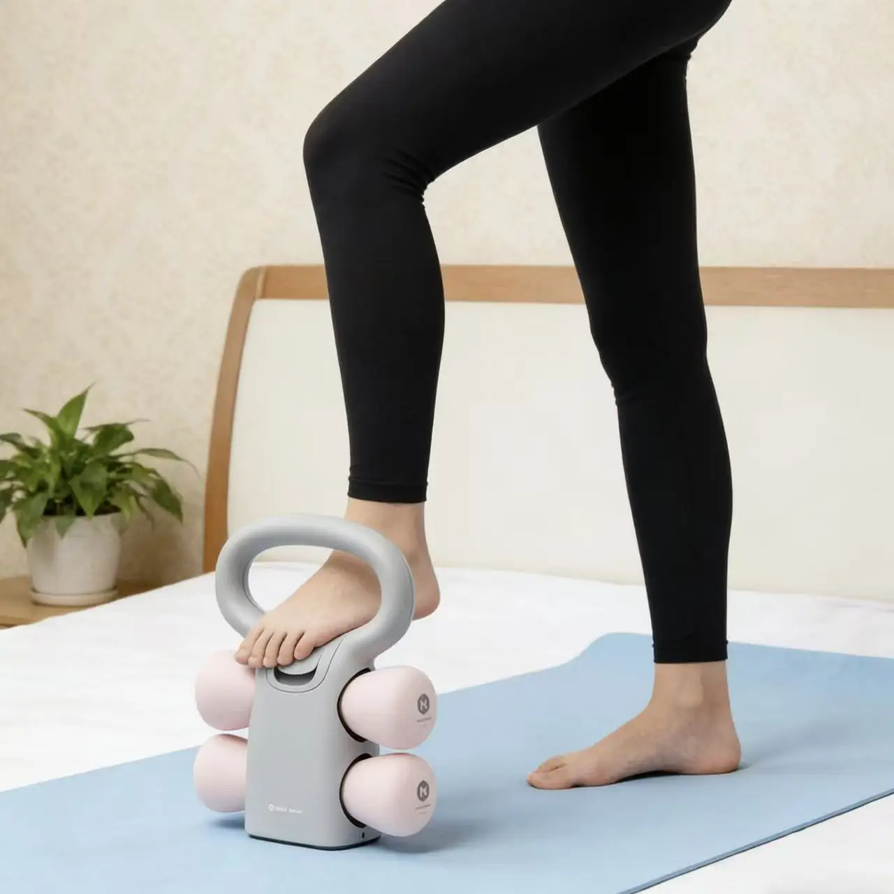 Multifunctional 2-in-1 Adjustable Dumbbell Kettlebell Household Gym Sports Equipment
Multifunctional 2-in-1 Adjustable Dumbbell Kettlebell Household Gym Sports Equipment