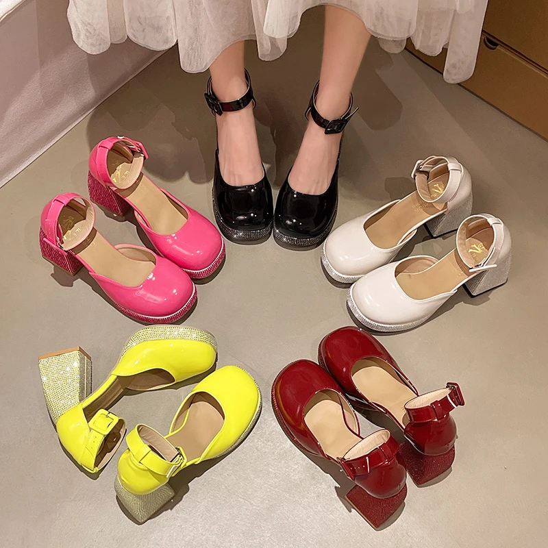 Women's Square Closed Toe Solid Color Block High Heel Sandals Women Fashionable Rhinestone Embellishment Elegant Sandals Summer
Women's Square Closed Toe Solid Color Block High Heel Sandals Women Fashionable Rhinestone Embellishment Elegant Sandals Summer