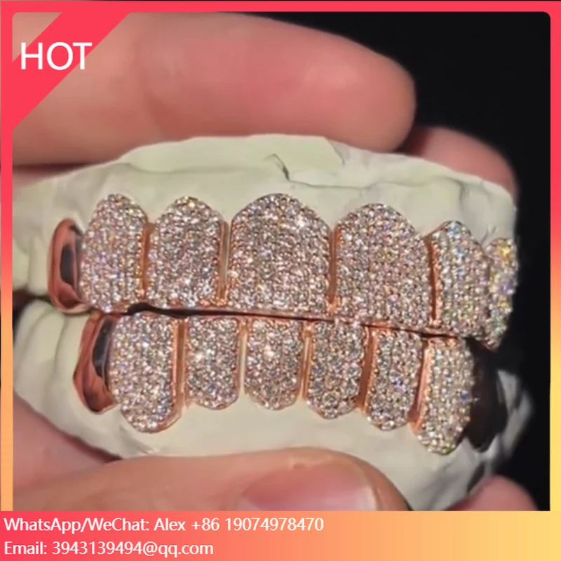 Индивидуальные зубные грилзы 8 On 8 из стерлингового серебра 925 пробы с дизайном «Медовые соты», инкрустированные муассанитом VVS, ювелирные украшения для мужчин
Индивидуальные зубные грилзы 8 On 8 из стерлингового серебра 925 пробы с дизайном «Медовые соты», инкрустированные муассанитом VVS, ювелирные украшения для мужчин