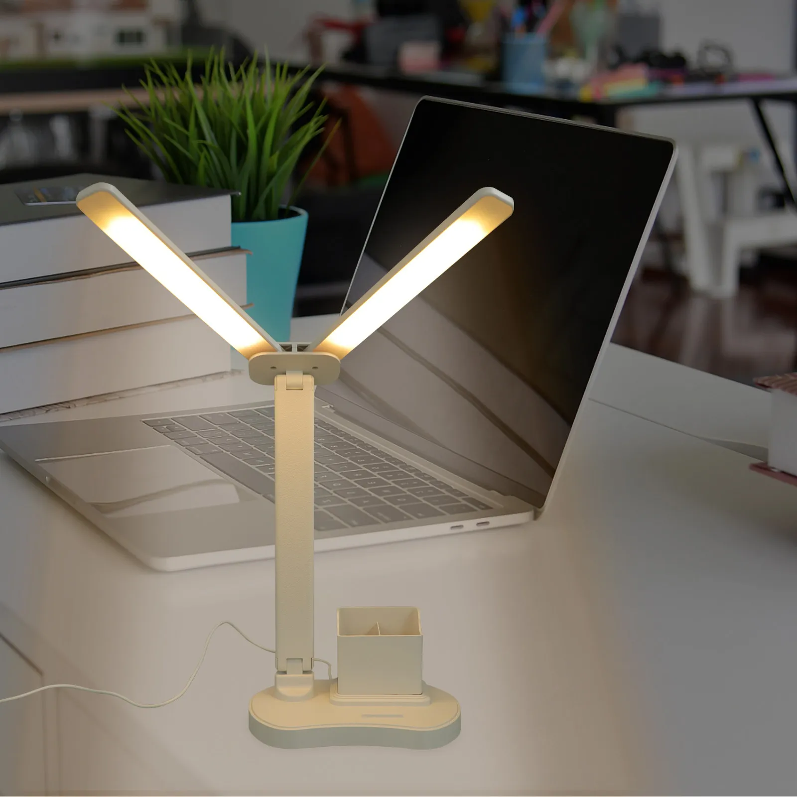 Dimmable LED Desk Lamp USB Powered Eye-Protecting Adjustable Arm Table Light for Study Office Home Dorm Reading Gaming Sewing
Dimmable LED Desk Lamp USB Powered Eye-Protecting Adjustable Arm Table Light for Study Office Home Dorm Reading Gaming Sewing