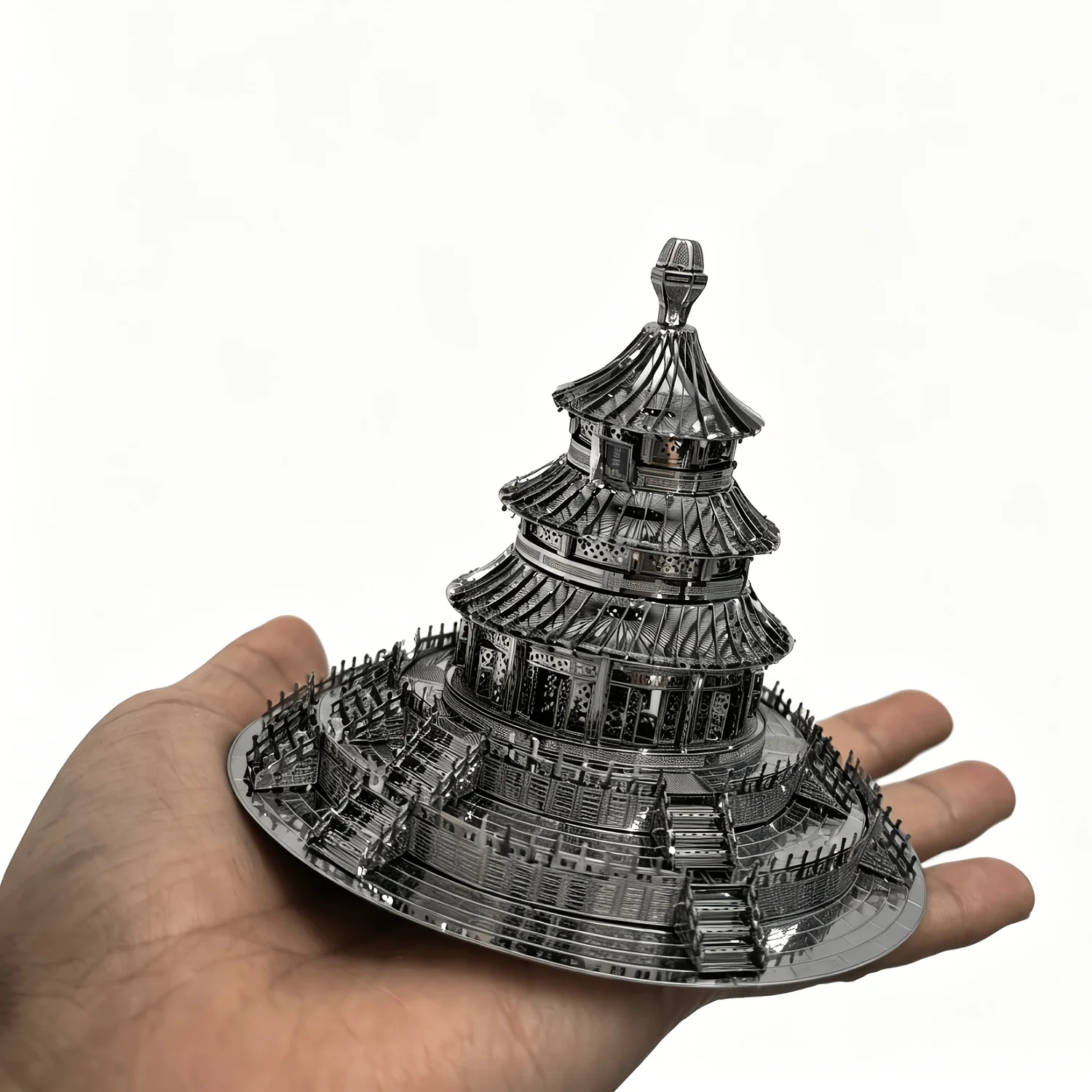 Temple of Heaven 3D Metal Puzzle building model DIY Laser Cut Jigsaw Model For Adult Educational Toys Desktop decoration
Temple of Heaven 3D Metal Puzzle building model DIY Laser Cut Jigsaw Model For Adult Educational Toys Desktop decoration