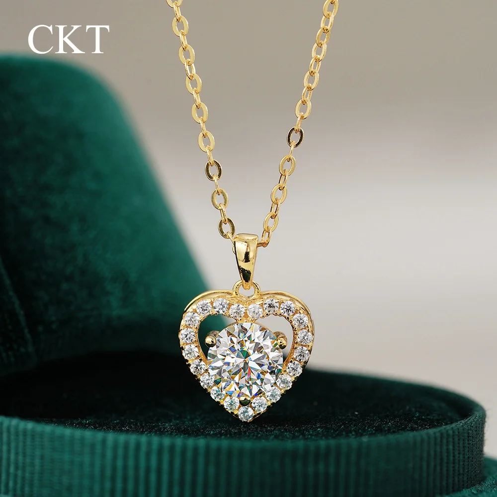 CKT 14K Gold Heart-shaped Love Collarbone Chain Pendant 1ct Diamond D Color Moissanite Necklace Women's Wedding Fine Jewelry
CKT 14K Gold Heart-shaped Love Collarbone Chain Pendant 1ct Diamond D Color Moissanite Necklace Women's Wedding Fine Jewelry