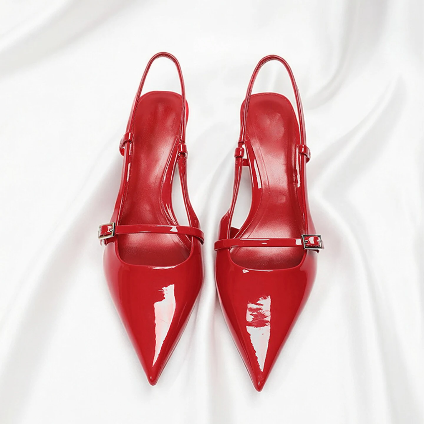 Sexy Pointed Toe Sandals Women Summer Red Thin High Heels for Women Patent Leather Back Trip Strap Mules Wedding Women Pumps
Sexy Pointed Toe Sandals Women Summer Red Thin High Heels for Women Patent Leather Back Trip Strap Mules Wedding Women Pumps