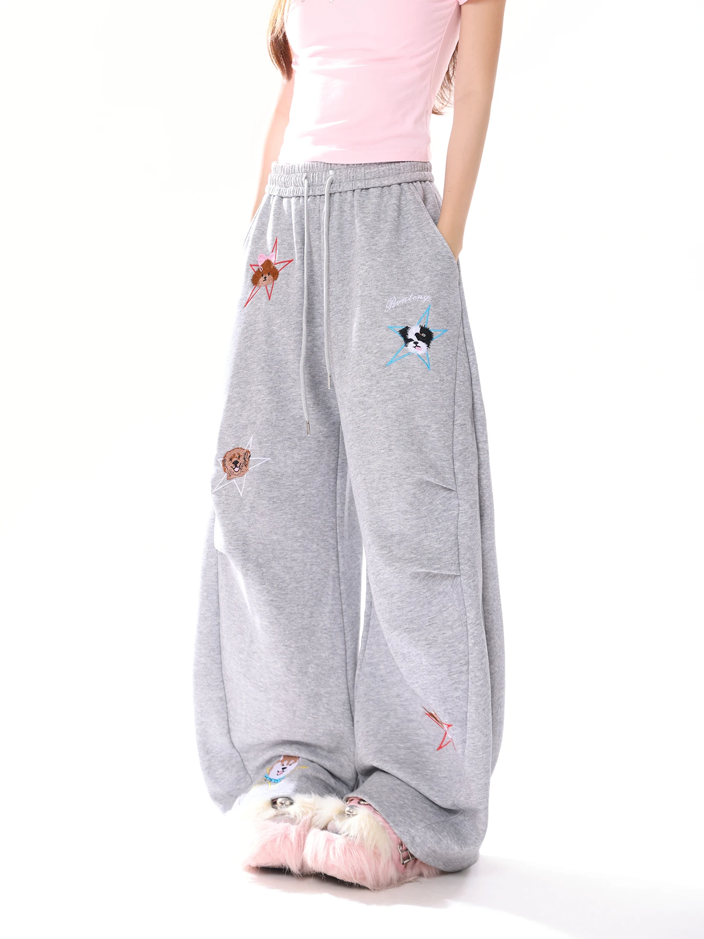 AONW American Cartoon Sle Embroidered Wide Leg Pants Women's Loose Slimming Casual Pants Spring 2026 New Arrival
AONW American Cartoon Sle Embroidered Wide Leg Pants Women's Loose Slimming Casual Pants Spring 2026 New Arrival