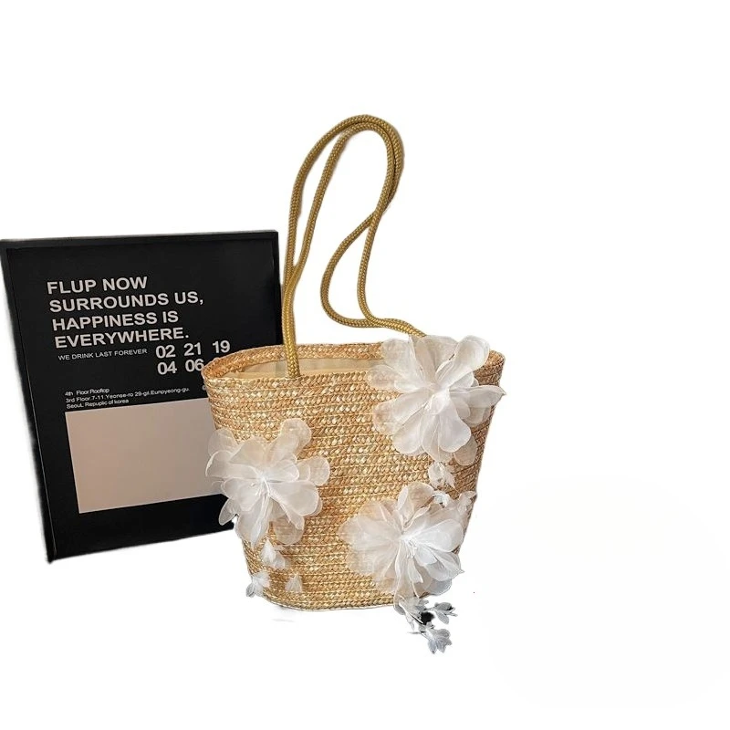 Woven Bag Straw Bag with Flower Decoration 2026 New Versatile Temperament Commuter Shoulder Bag Premium Foreign Style Handbag
Woven Bag Straw Bag with Flower Decoration 2026 New Versatile Temperament Commuter Shoulder Bag Premium Foreign Style Handbag