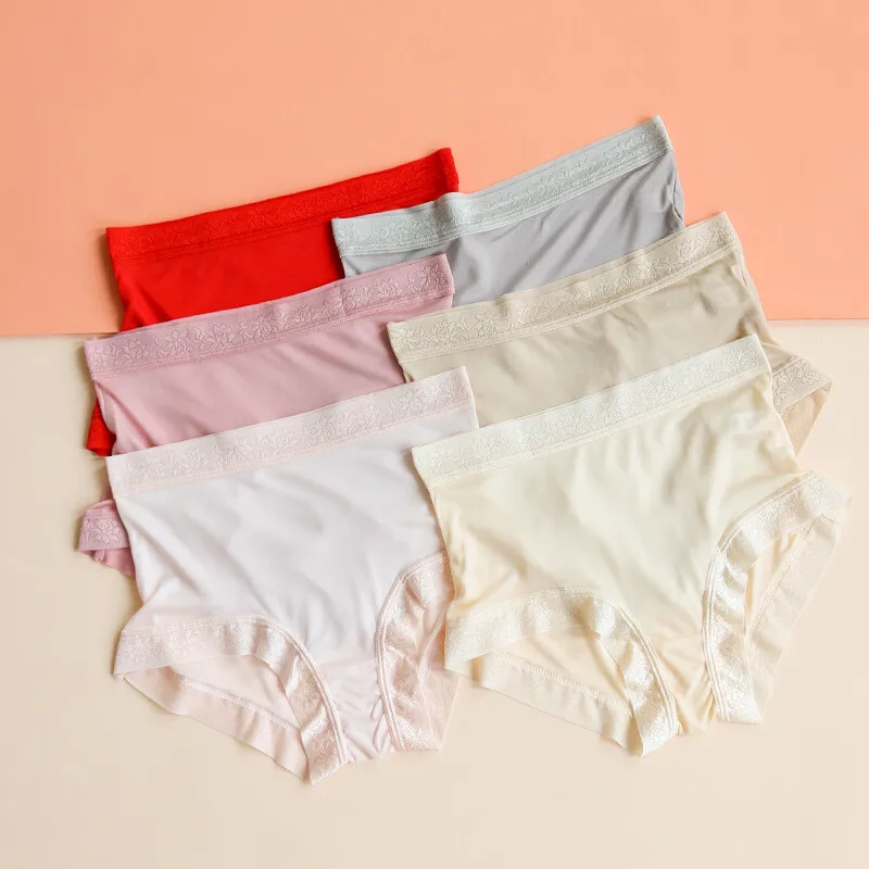 3 Pairs Mulberry Silk Underwear Women Briefs Mid Waist Panties Sexy Temptation
3 Pairs Mulberry Silk Underwear Women Briefs Mid Waist Panties Sexy Temptation
