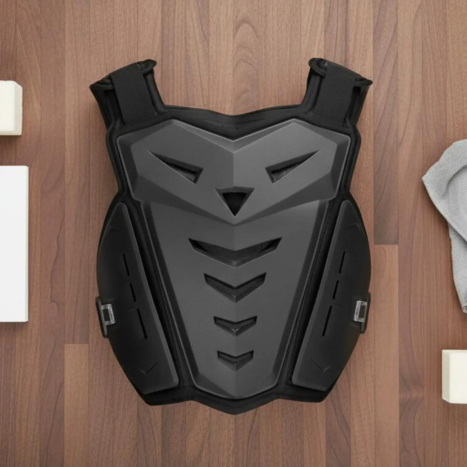 Motorcycle Protective Vest Lightweight Racing Safety Vest Dirt Bike Chest Protector Ventilated Sports Gear Breathable for Racers
Motorcycle Protective Vest Lightweight Racing Safety Vest Dirt Bike Chest Protector Ventilated Sports Gear Breathable for Racers