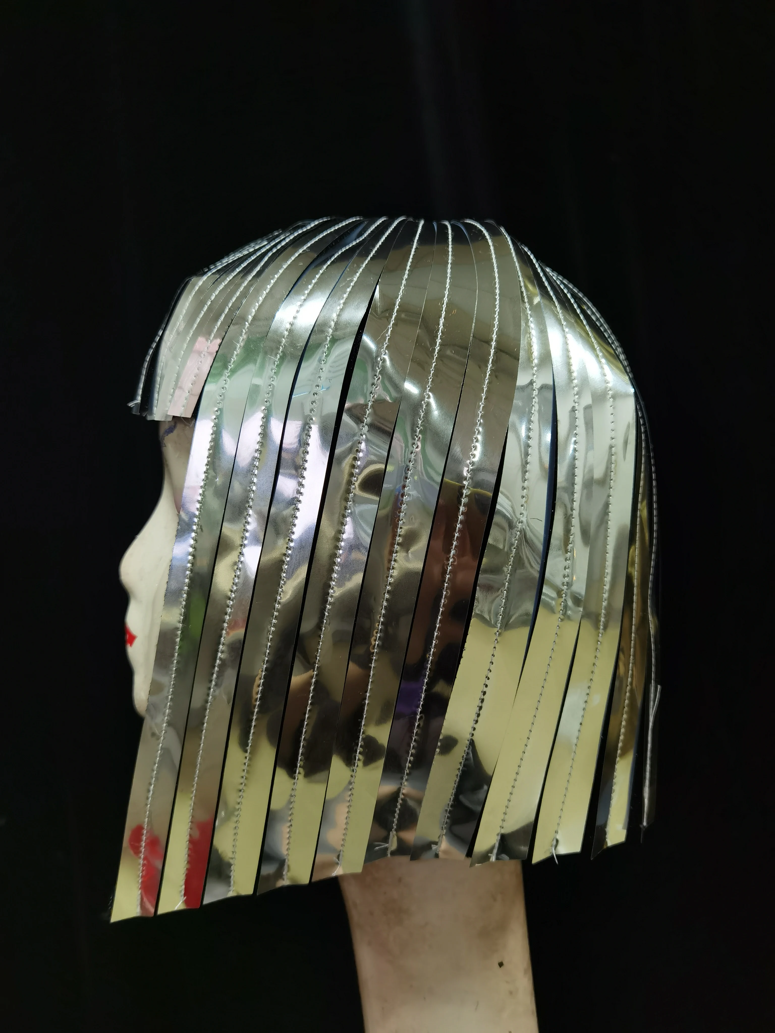 Future Space Female Warrior Cool Reflective Wig Bar Gogo Show Style Props Bob Mirror Wig
Future Space Female Warrior Cool Reflective Wig Bar Gogo Show Style Props Bob Mirror Wig