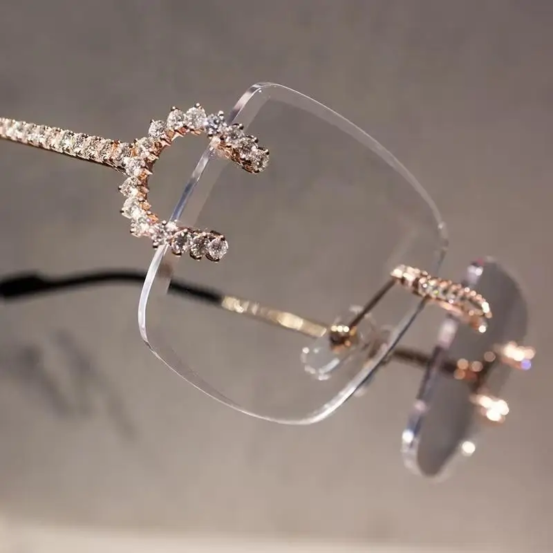 Rapper Sunglasses Clear Lens 3mm Moissanite Diamond Rimless Men's Glasses
Rapper Sunglasses Clear Lens 3mm Moissanite Diamond Rimless Men's Glasses