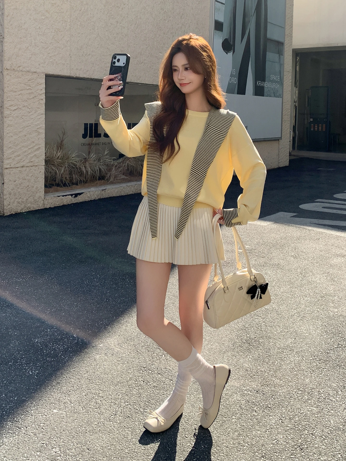 Желтый вязаный топ Laisel для женщин: свободный крой, эффект стройности, с открытыми плечами, комплект из двух предметов, весенняя мода, новинка
Желтый вязаный топ Laisel для женщин: свободный крой, эффект стройности, с открытыми плечами, комплект из двух предметов, весенняя мода, новинка