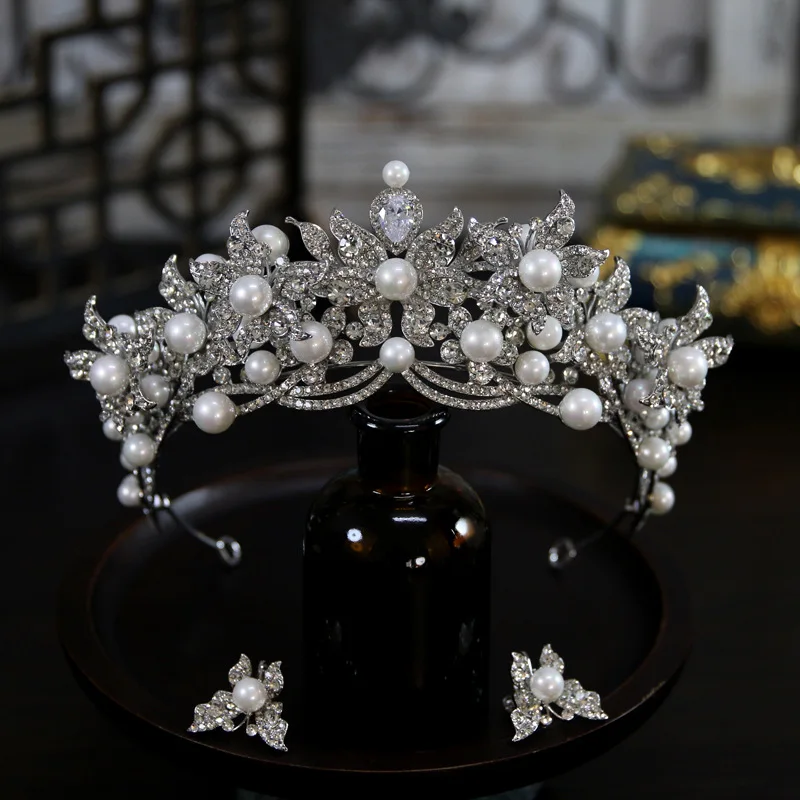 CC Luxury Wedding Crown With Earring Gorgeous Pearl Butterfly Bride Tiara Cubic Zircon Headwear Hair Accessories Party Jewelry
CC Luxury Wedding Crown With Earring Gorgeous Pearl Butterfly Bride Tiara Cubic Zircon Headwear Hair Accessories Party Jewelry