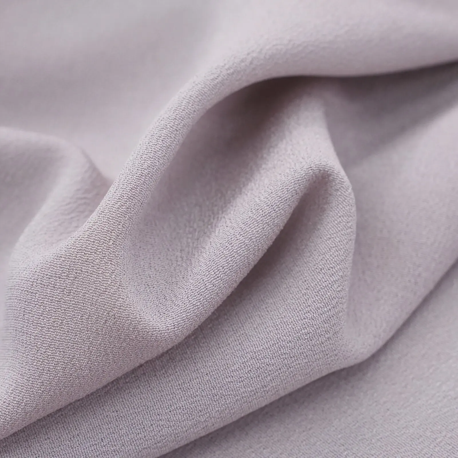 26Momme Heavy Gui Crepe 100% Pure Mulberry Silk Fabric 140cm Wide,Natural Silk Material For Sewing Pants Shirts Dresses Garments
26Momme Heavy Gui Crepe 100% Pure Mulberry Silk Fabric 140cm Wide,Natural Silk Material For Sewing Pants Shirts Dresses Garments