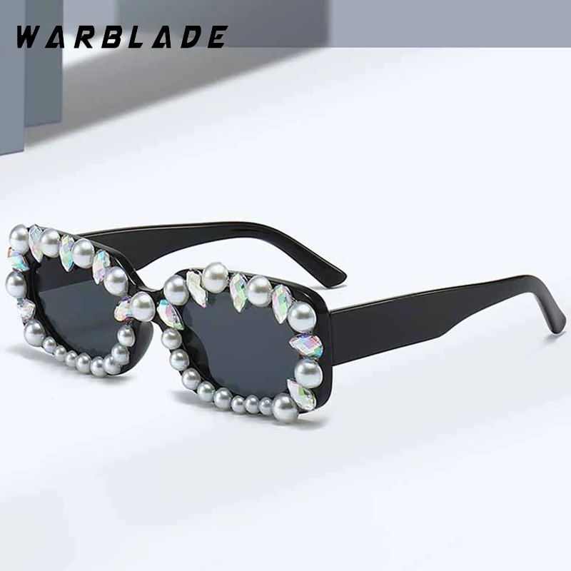 Fashion Design Small Rectangle Frame Pearl Rhinestone Decorate Women's Sunglasses Luxury Men Sunglass Street Snap Eyewear UV400
Fashion Design Small Rectangle Frame Pearl Rhinestone Decorate Women's Sunglasses Luxury Men Sunglass Street Snap Eyewear UV400
