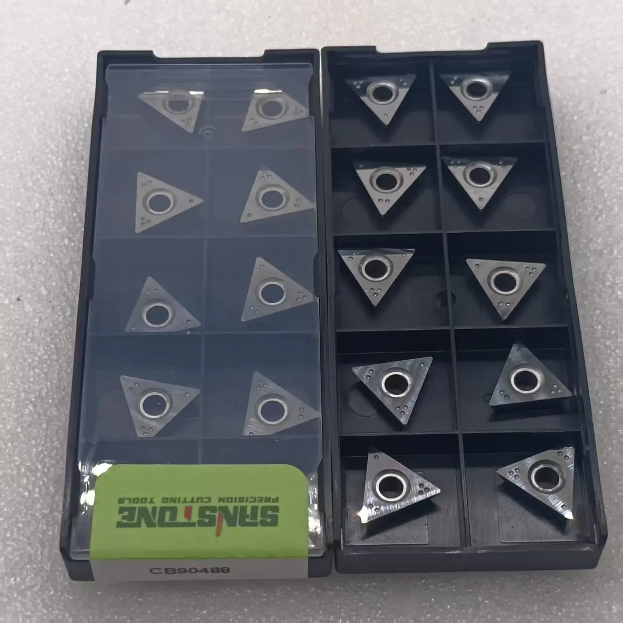 Автомобильный токарный станок с ЧПУ, твердосплавные вставки, лезвия тормозного диска, карбидная вставка CB90488 для чугуна
Автомобильный токарный станок с ЧПУ, твердосплавные вставки, лезвия тормозного диска, карбидная вставка CB90488 для чугуна