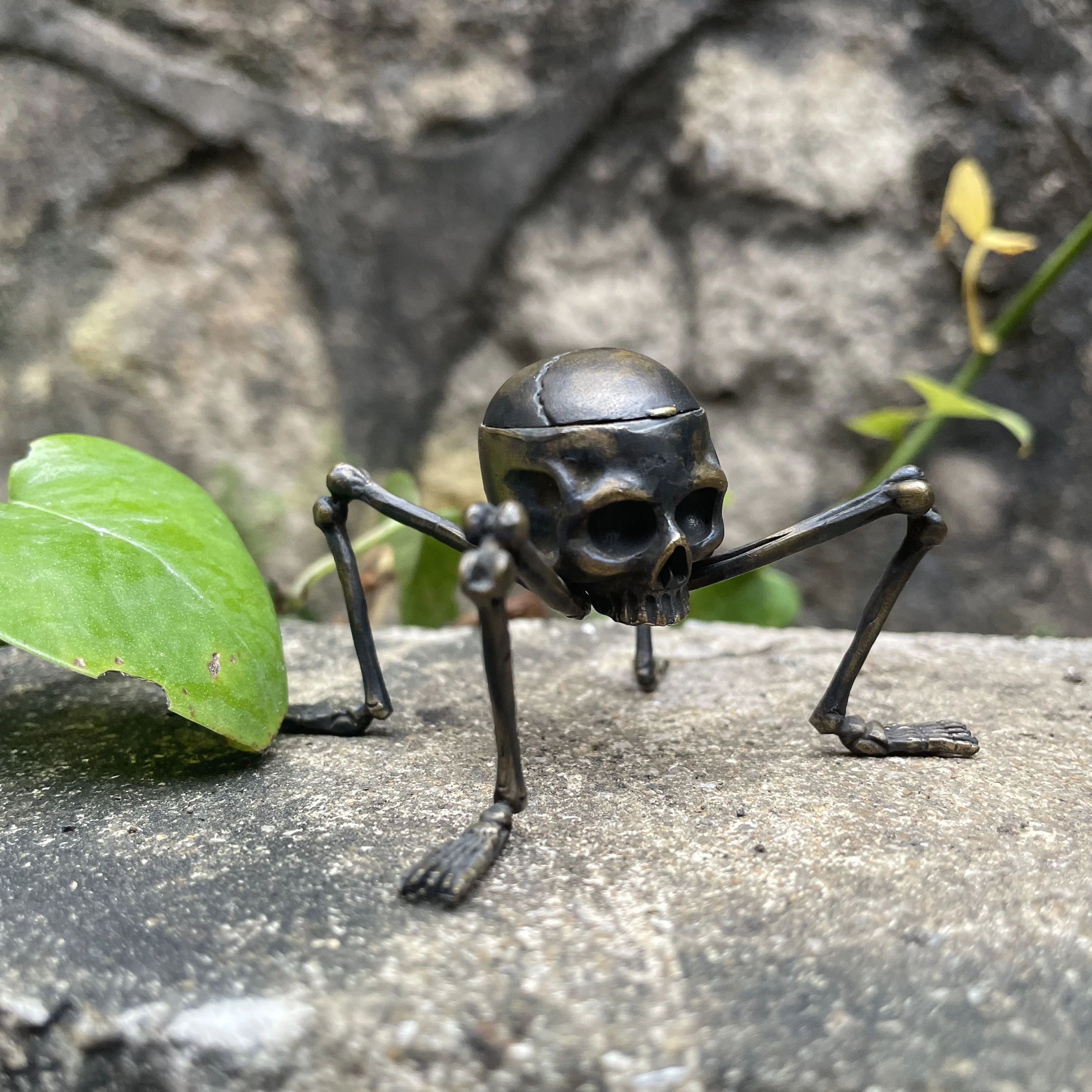 Outdoors Tool Candle Holder Skull Spider Brass Vintage Mystery Resin Wizard Pillar Candlestick Holders Home Room Decor Ornaments
Outdoors Tool Candle Holder Skull Spider Brass Vintage Mystery Resin Wizard Pillar Candlestick Holders Home Room Decor Ornaments