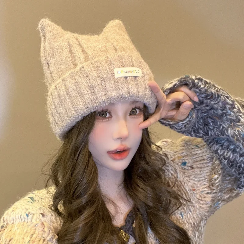 Japanese wool cute croissant children's autumn and winter face small knitted big head circumference warm soft wool hat tide
Japanese wool cute croissant children's autumn and winter face small knitted big head circumference warm soft wool hat tide