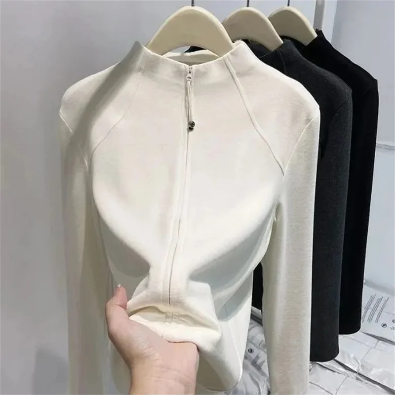 Новая модная верхняя одежда: вельветовый утепленный кардиган с воротником-стойкой, свободный свитер, женская теплая подкладка под пальто, базовая рубашка, куртка на молнии.
Новая модная верхняя одежда: вельветовый утепленный кардиган с воротником-стойкой, свободный свитер, женская теплая подкладка под пальто, базовая рубашка, куртка на молнии.