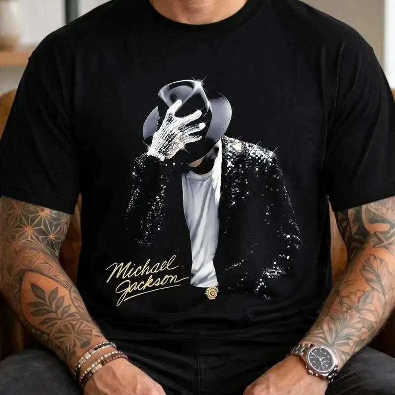 Michael Jackson King of Pop Halftone T-Shirt, King Of Pop Shirt, Michael Fan Gif
Michael Jackson King of Pop Halftone T-Shirt, King Of Pop Shirt, Michael Fan Gif