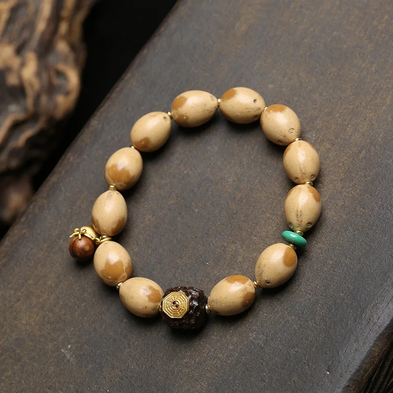 Single-strand natural purple-gold rat-patterned collectible bracelet with brownish-red patches – the 'Fortune-Bringing Rat'
Single-strand natural purple-gold rat-patterned collectible bracelet with brownish-red patches – the 'Fortune-Bringing Rat'