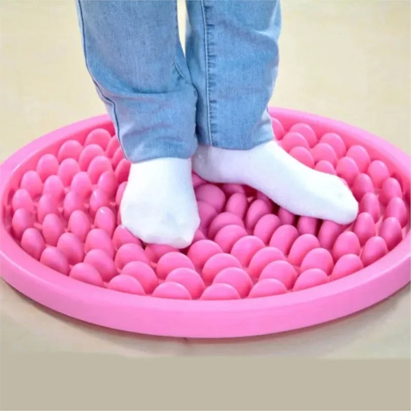 Circular imitation pebbles massage foot massage cushion toe linking piece large feet refers to clamp
Circular imitation pebbles massage foot massage cushion toe linking piece large feet refers to clamp
