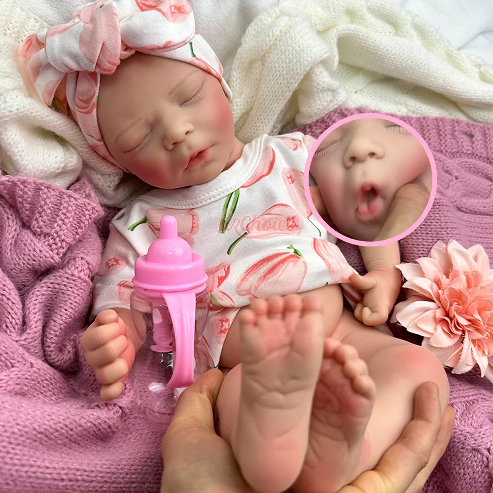 Hot Sale 18" Open Mouth Silicone Reborn Baby Doll Realistic Reborn Girl Painted Skin Lifelike Newborn Doll Collectors Gift
Hot Sale 18" Open Mouth Silicone Reborn Baby Doll Realistic Reborn Girl Painted Skin Lifelike Newborn Doll Collectors Gift