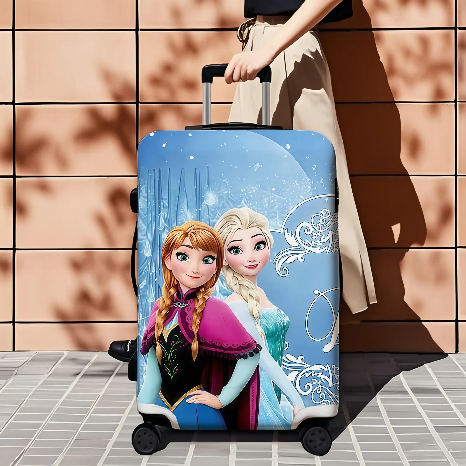 The thickened and wear-resistant suitcase cover with the same frame pattern of Disney's Elsa and Anna Ice is dust-proof
The thickened and wear-resistant suitcase cover with the same frame pattern of Disney's Elsa and Anna Ice is dust-proof