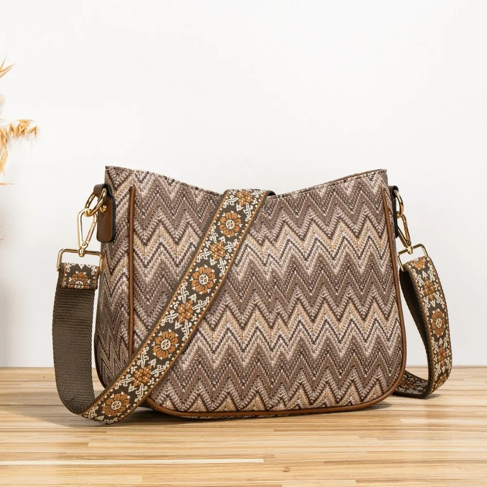 Boho Straw Crossbody Bags Women Vintage Versatile Hollow Contrasting Guitar Strap Woven Shoulder Bag Female Fashion Handbags
Boho Straw Crossbody Bags Women Vintage Versatile Hollow Contrasting Guitar Strap Woven Shoulder Bag Female Fashion Handbags