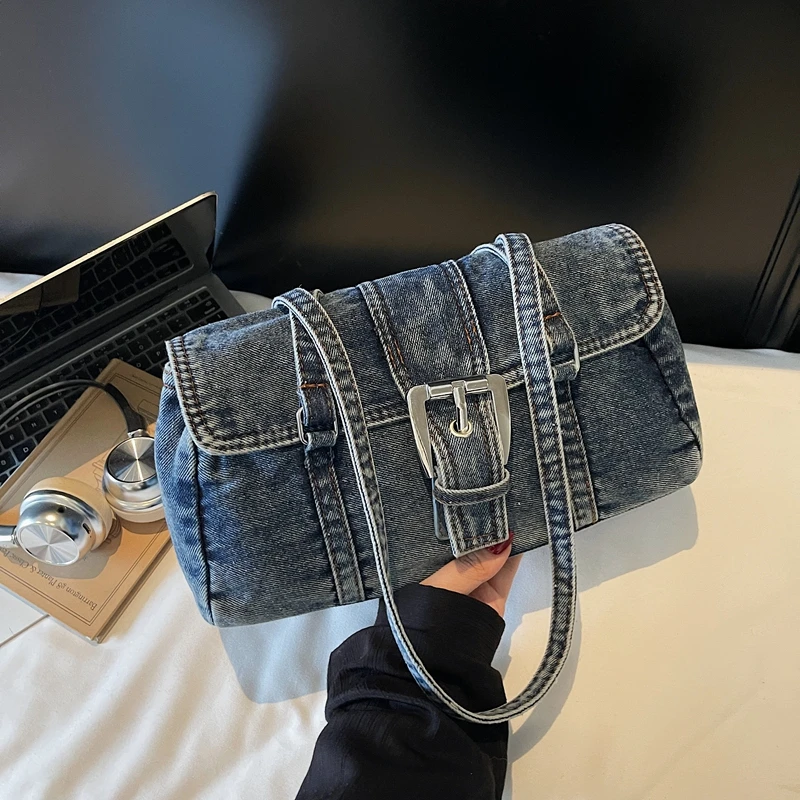 Роскошная дизайнерская джинсовая сумка Женская сумка с клапаном Винтажная повседневная сумка-тоут Лучший бренд Сумка на плечо Женская простая дорожная сумка подмышками
Роскошная дизайнерская джинсовая сумка Женская сумка с клапаном Винтажная повседневная сумка-тоут Лучший бренд Сумка на плечо Женская простая дорожная сумка подмышками