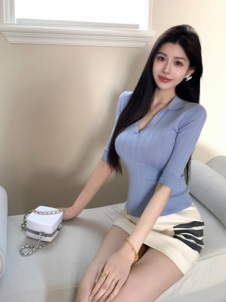 ORG Soft Washable Anti-Ball Short Sleeve V-Neck Blue Knitted Top Slimming Stylish Commute Style Wool Blend Women's Fashion
ORG Soft Washable Anti-Ball Short Sleeve V-Neck Blue Knitted Top Slimming Stylish Commute Style Wool Blend Women's Fashion