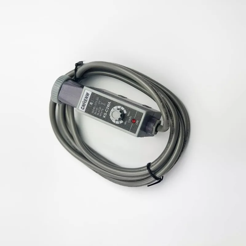 CNHENW high-speed color mark sensor KS-C2WA white light, bag making machine deviation correction sensor
CNHENW high-speed color mark sensor KS-C2WA white light, bag making machine deviation correction sensor