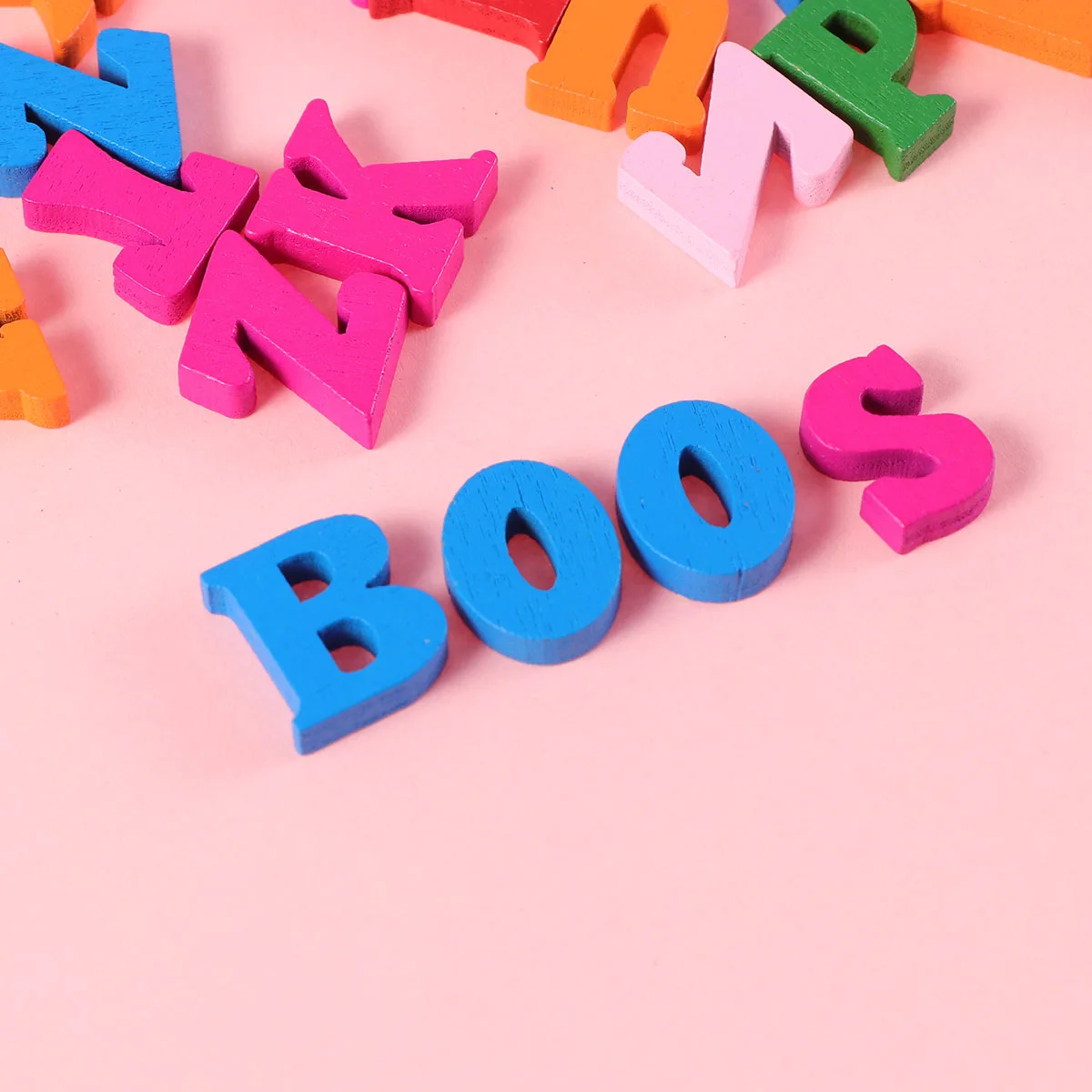 100pcs Wooden Letters Smooth Thornless Painted Ornaments Preschool Education Wall Decor Hanging Letters Home Shapes
100pcs Wooden Letters Smooth Thornless Painted Ornaments Preschool Education Wall Decor Hanging Letters Home Shapes