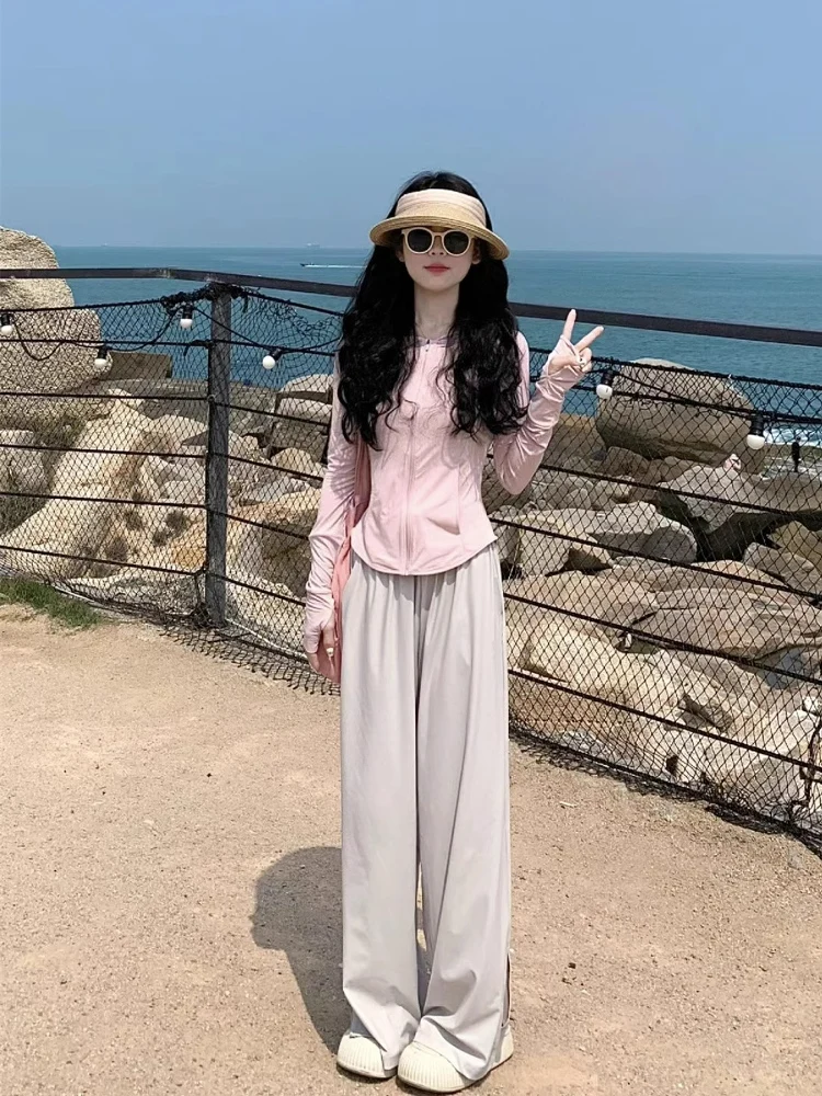 Pink Hooded Slim Ice Silk Sun Protection Yoga Clothes Women's Spring Summer Thin Breathable Tight Fit Sports Yoga Suit
Pink Hooded Slim Ice Silk Sun Protection Yoga Clothes Women's Spring Summer Thin Breathable Tight Fit Sports Yoga Suit