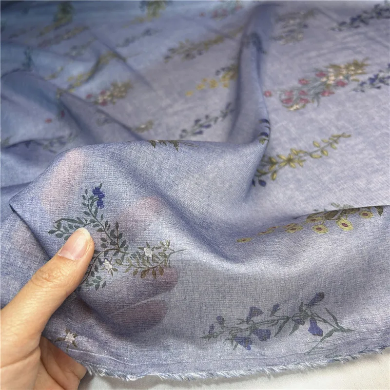 Cerulean Blue Ultra-Thin Printed Cotton Lyocell Iridescent Silky Gauze Fabric for Hanfu Clothing Sustainable Apparel Needlework
Cerulean Blue Ultra-Thin Printed Cotton Lyocell Iridescent Silky Gauze Fabric for Hanfu Clothing Sustainable Apparel Needlework