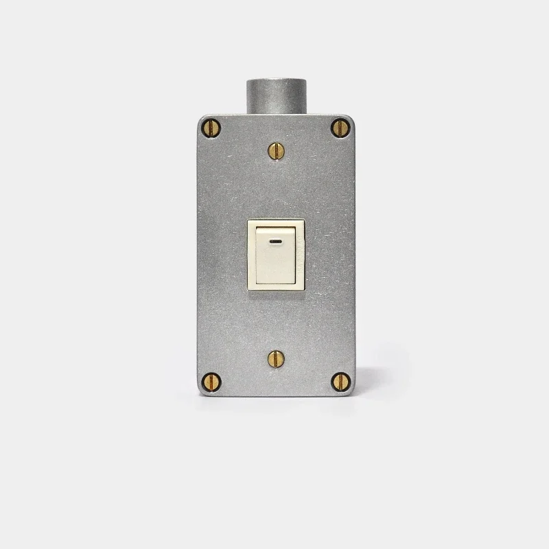 Industrial wind handmade original aluminum surface mounted switch/single open
Industrial wind handmade original aluminum surface mounted switch/single open