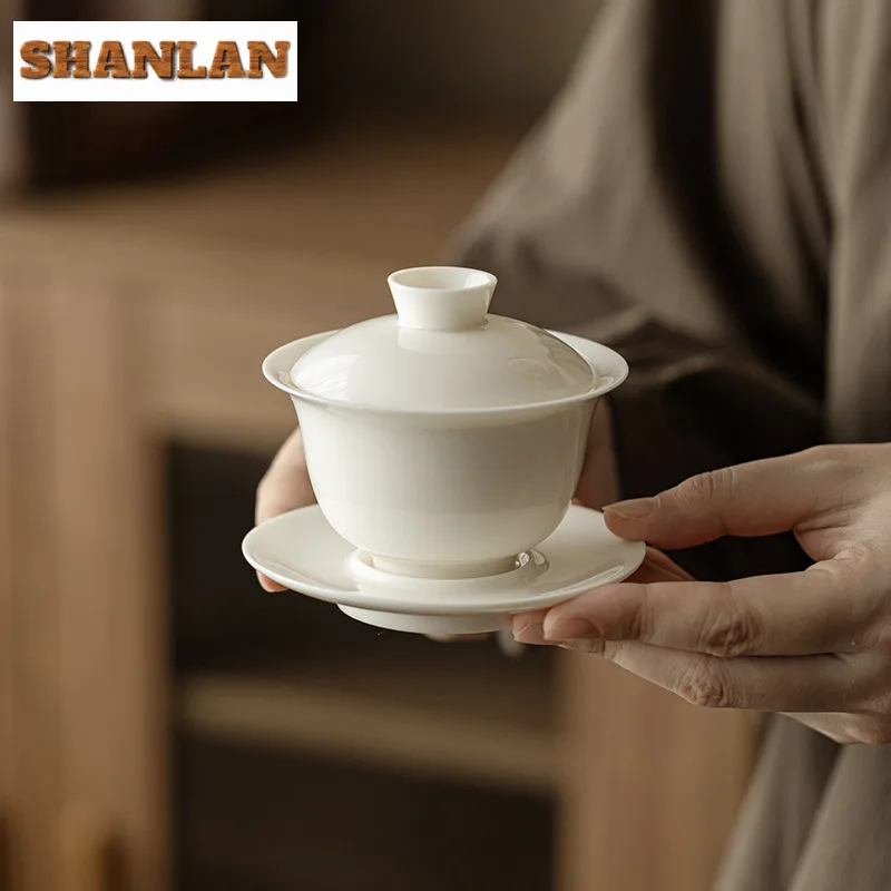 Sheep Fat Jade White Porcelain Gaiwan Aesthetic Tea Tureen Tea Bowl With Lid Kit Tea Maker Cover Bowl Kung Fu Tea Set Collection
Sheep Fat Jade White Porcelain Gaiwan Aesthetic Tea Tureen Tea Bowl With Lid Kit Tea Maker Cover Bowl Kung Fu Tea Set Collection