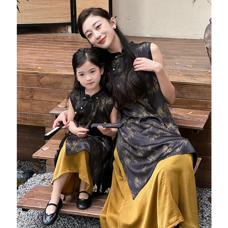 2024 Summer Mother and Daughter Chinese Dress Set for Girl and Mom Equal 2 Pieces Set Mommy and Me Matching Outfit Women Clothes
2024 Summer Mother and Daughter Chinese Dress Set for Girl and Mom Equal 2 Pieces Set Mommy and Me Matching Outfit Women Clothes
