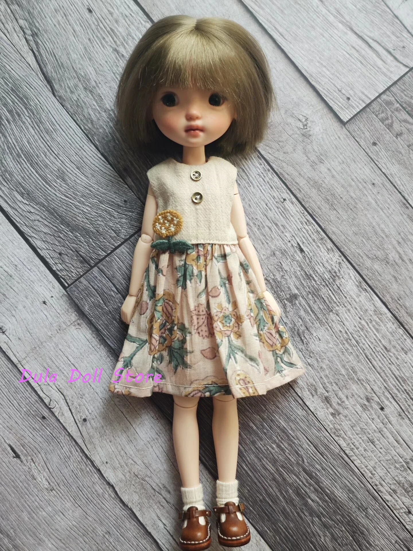 Dula Doll Clothes Handmade Retro patchwork dress for Blythe Landoudou Landazz ob24ob22 Azone Doll
Dula Doll Clothes Handmade Retro patchwork dress for Blythe Landoudou Landazz ob24ob22 Azone Doll