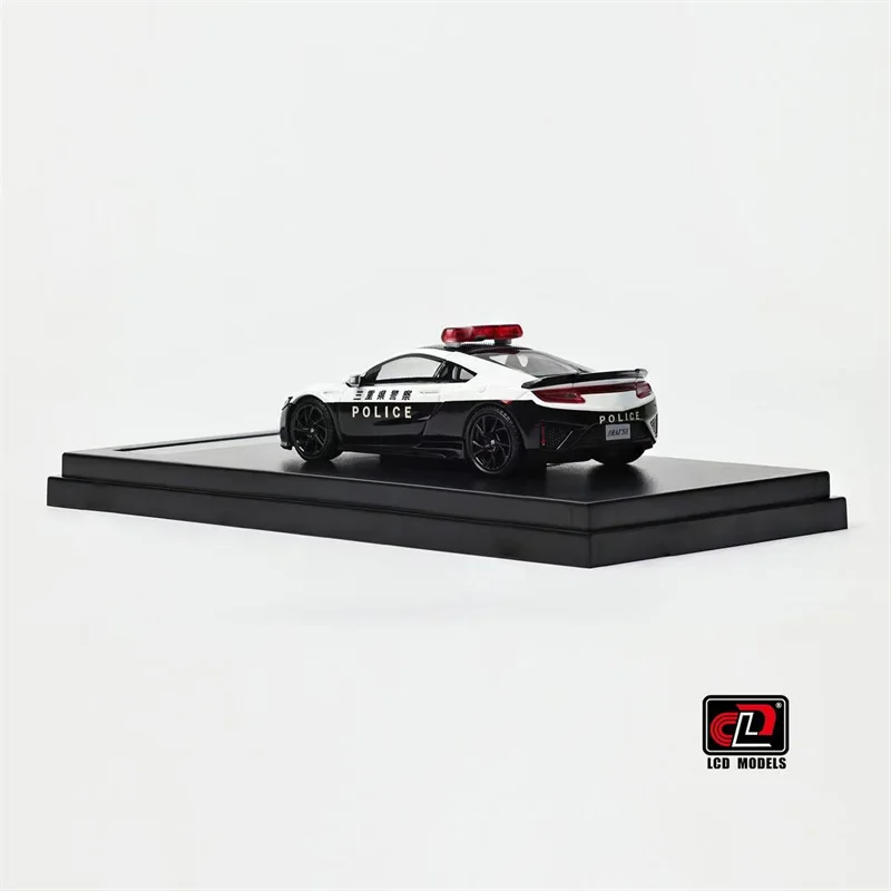 Коллекционная миниатюрная модель автомобиля LCD 1:64 NSX японской полиции, литая под давлением, подарки
Коллекционная миниатюрная модель автомобиля LCD 1:64 NSX японской полиции, литая под давлением, подарки