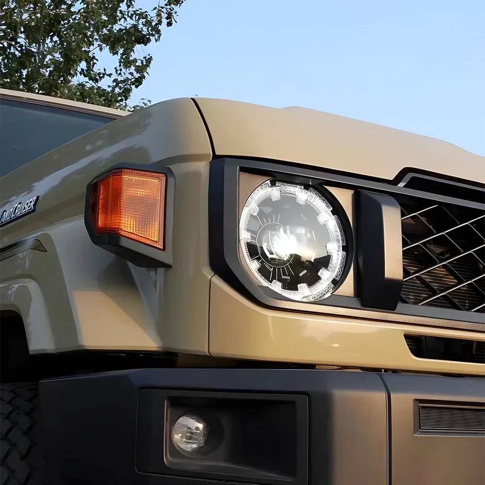 Обновление автомобильных фар с высокой настройкой в сборе для Toyota Land Cruiser LC76 2024, светодиодные передние фары автомобиля, аксессуары для бифокальных линз
Обновление автомобильных фар с высокой настройкой в сборе для Toyota Land Cruiser LC76 2024, светодиодные передние фары автомобиля, аксессуары для бифокальных линз