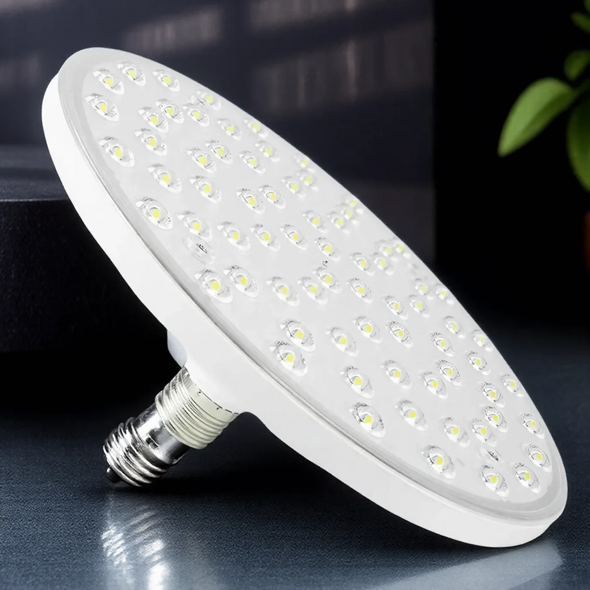 Светодиодный светильник высокой яркости с летающей тарелкой 18 Вт, 24 Вт, 36 Вт, энергосберегающее освещение для домашних ночей
Светодиодный светильник высокой яркости с летающей тарелкой 18 Вт, 24 Вт, 36 Вт, энергосберегающее освещение для домашних ночей